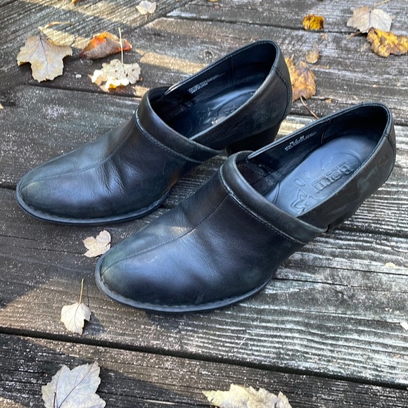 Born ankle booties Kinney or Shawna D34703 heeled 10 - Picture 1 of 10